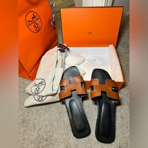 Hermes Oran sandals in brown